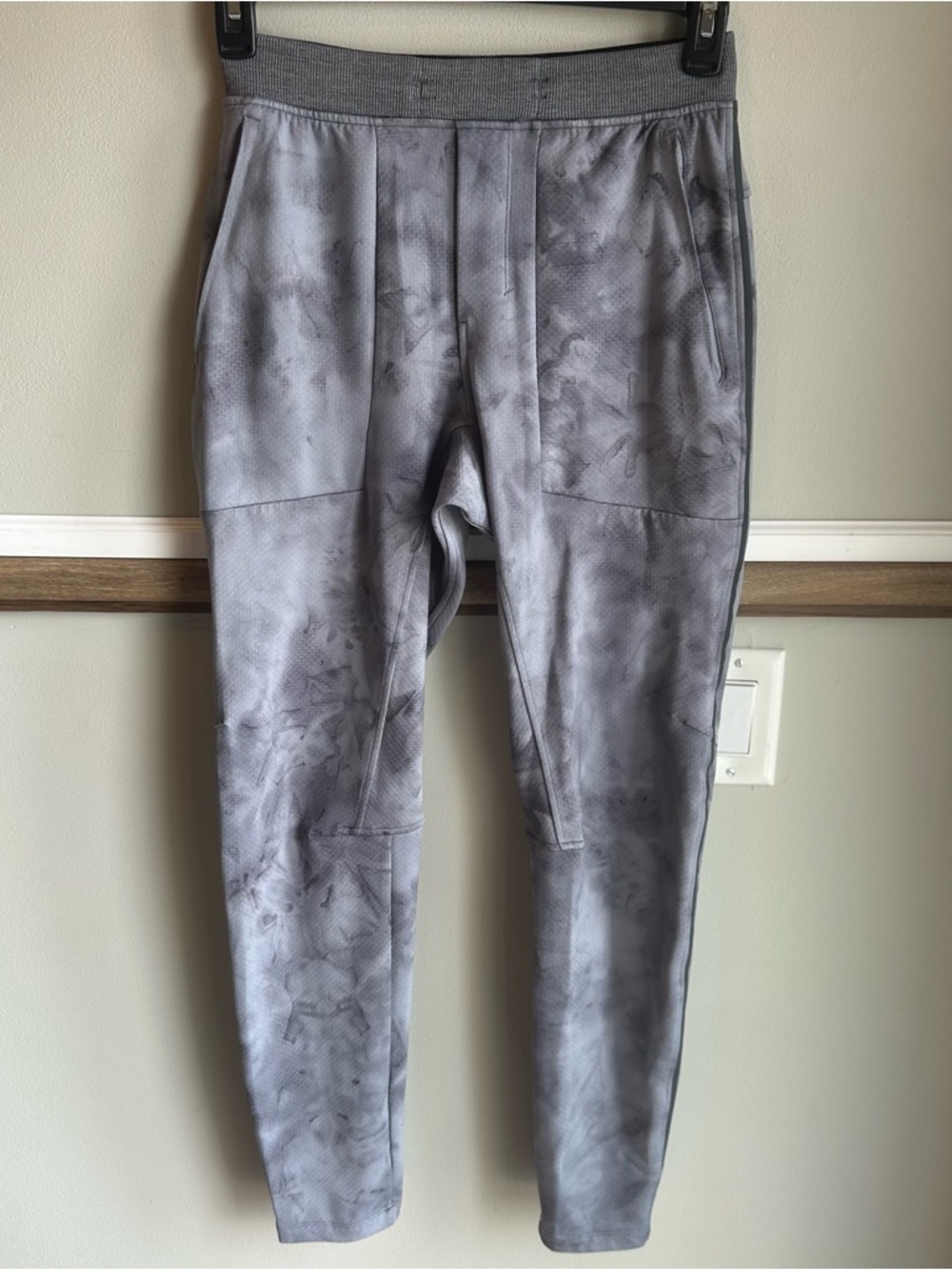 Lululemon Pants Diamond Dye Rhino Gray Textured Tech Jogger M5ABGS​